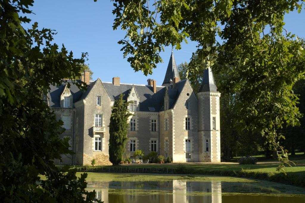 Chateau De Montriou Feneu Eksteriør billede